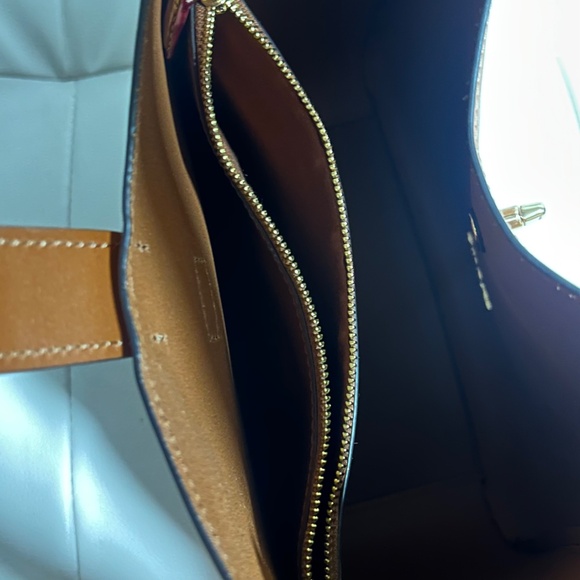 Coach Hadley Convertible- barely used - Picture 6 of 7